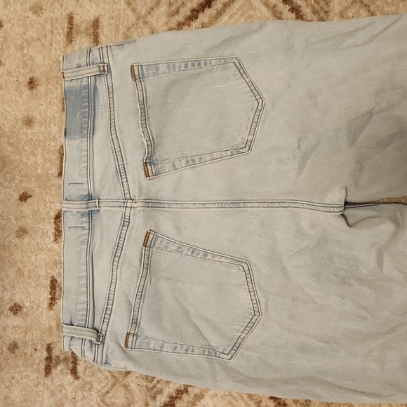 Abercrombie & Fitch Curve Love Jeans - Picture 3 of 3